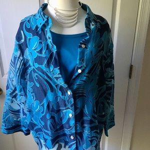 Gorgeous blouse with tank top.